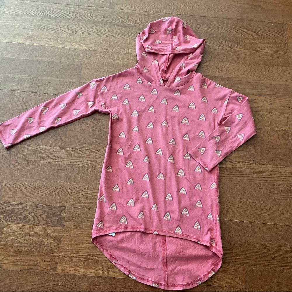 EUC Tea Collection Peachy Pink Hooded Tunic with Rainbow Design size 10 Y